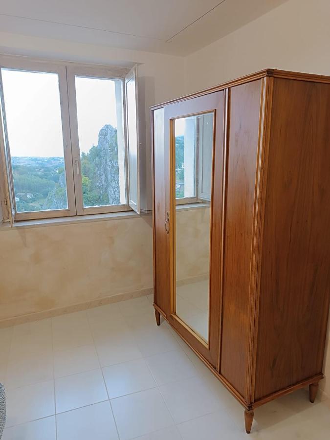 Casetta Nel Borgo Pianello Con Vista Panoramica Muro Lucano Exterior photo